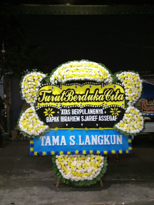 Papan Bunga Duka di Liluwo